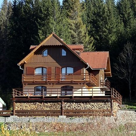 Penzion Ladova Stratena Exterior photo