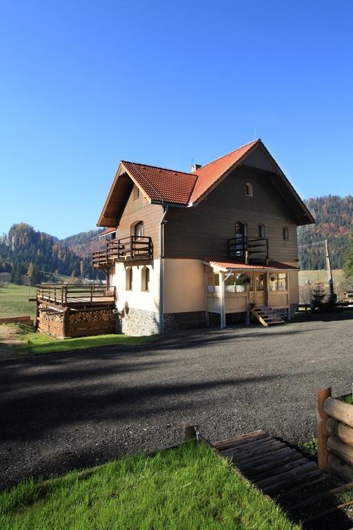 Penzion Ladova Stratena Exterior photo