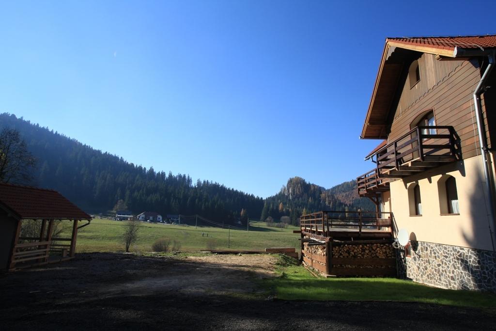 Penzion Ladova Stratena Exterior photo