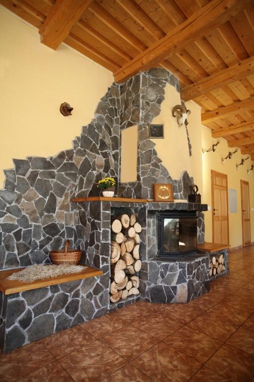 Penzion Ladova Stratena Exterior photo